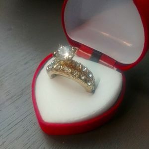 Vintage wedding band set